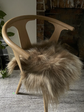 Load image into Gallery viewer, Icelandic Sheepskin Chair Pad